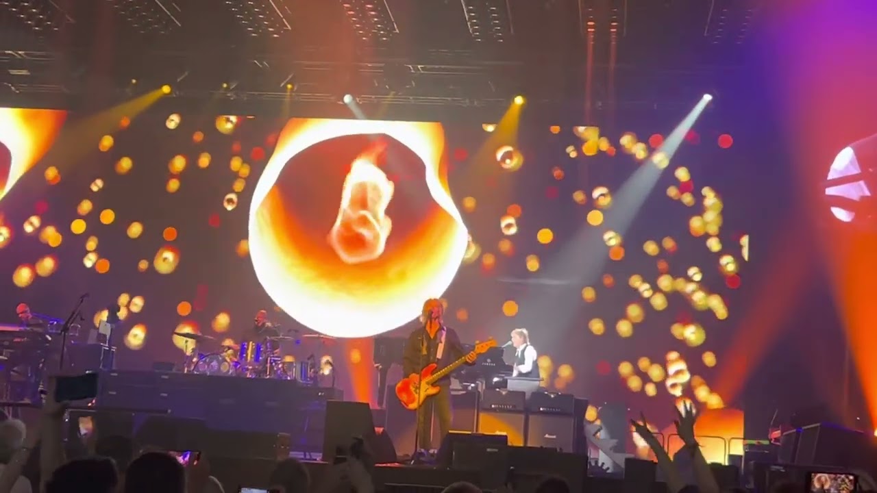 Paul McCartney Oakland 2022 Let it Be