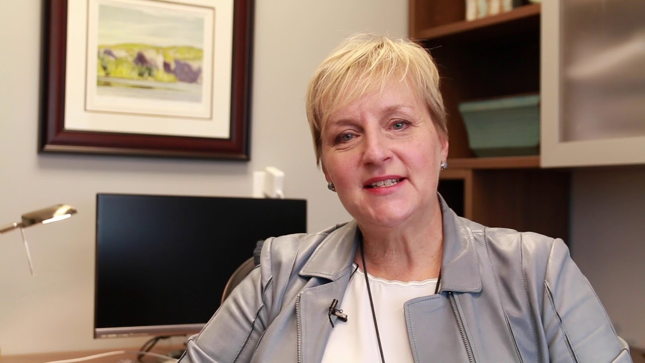 Dr. Elaine McKinnon, Psychologist YouTube