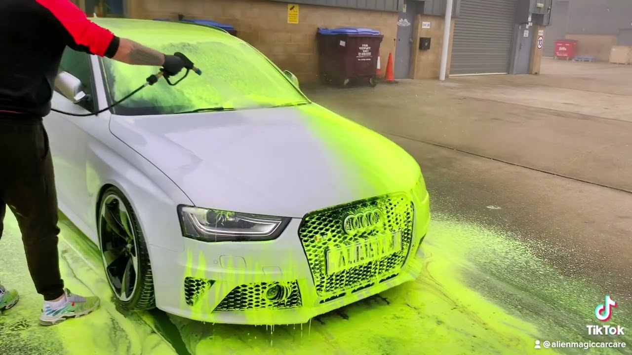 Coloured Snow Foam KIT - Alien Magic ®  Car Detailing Products, Ceramic  Coatings, Wax, Polishes