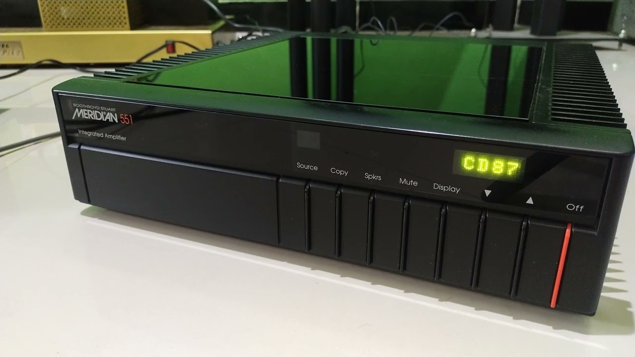 MERIDIAN 551 プリメインアンプ【AXISS 正規輸入品 100V】 MERIDIAN 551 プリメインアンプ【AXISS 正規輸入品 100V