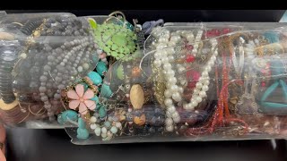 Goodwill Jewelry Jar #2! Mystery Jewelry Jar Unboxing! What Happened To My Jar?! 