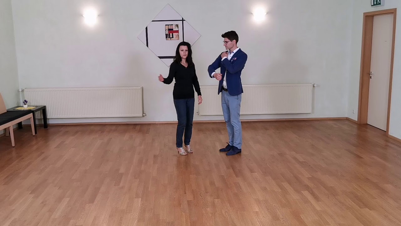 Europäischer Tango Gold Figuren / Promenaden Rechtsdrehung / 5er Schritt