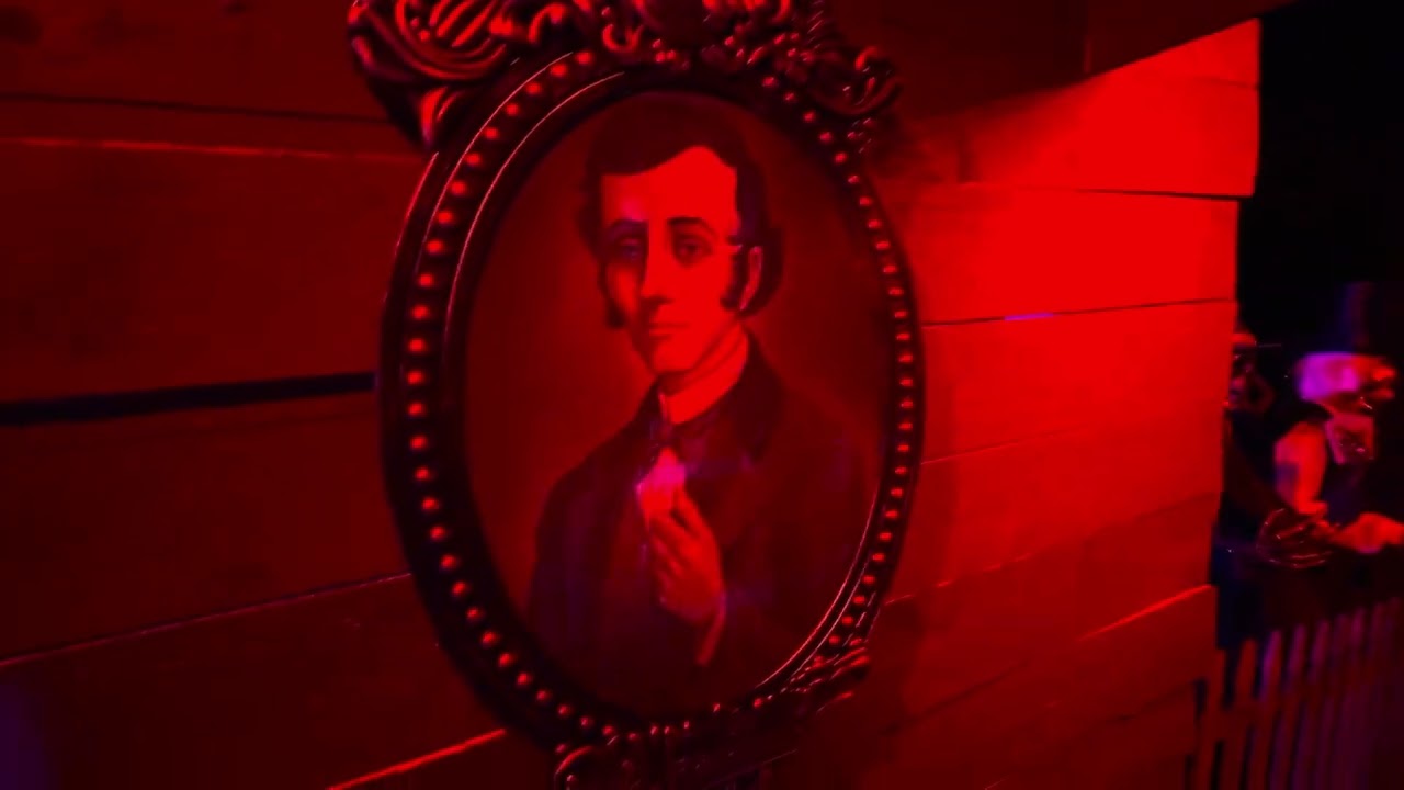 First Official Twisted Trails Halloween 2025 Night Walk Through Animatronics ON!