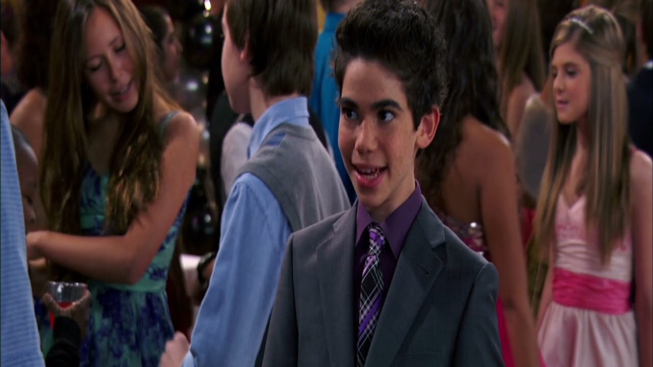 Who Plays Rachel On Jessie Punch Dumped Love