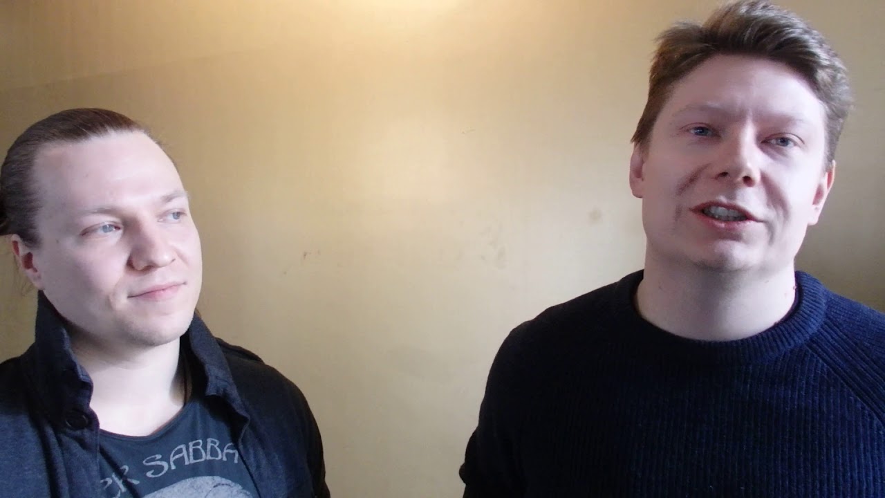 Haastattelussa ohjaajat Jukka Vidgren ja Juuso Laatio – Hevi reissu -pressi (2018)