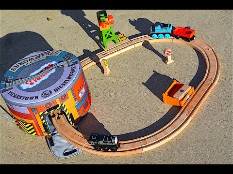 Thomas And Friends: WORKING HARD STEAMIES AND DIESELS SET - 2016 Wooden Railway Toy Train Review