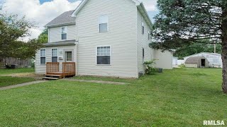 2415 15TH Street, Moline, IL Presented by Kate Howard.