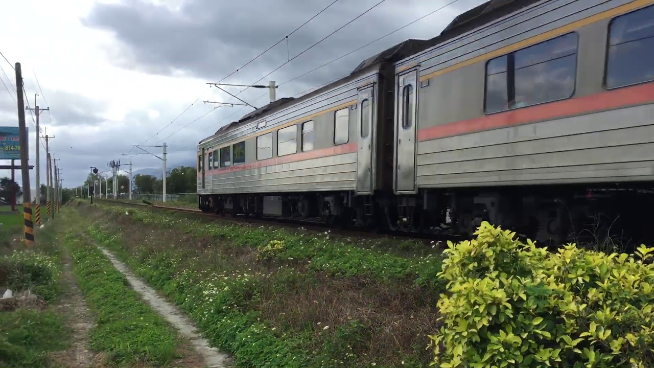 420次自強號通過德高路段 Youtube