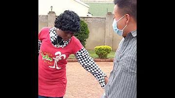 Senzeni meets a Chinese guy..if kusvota was a person