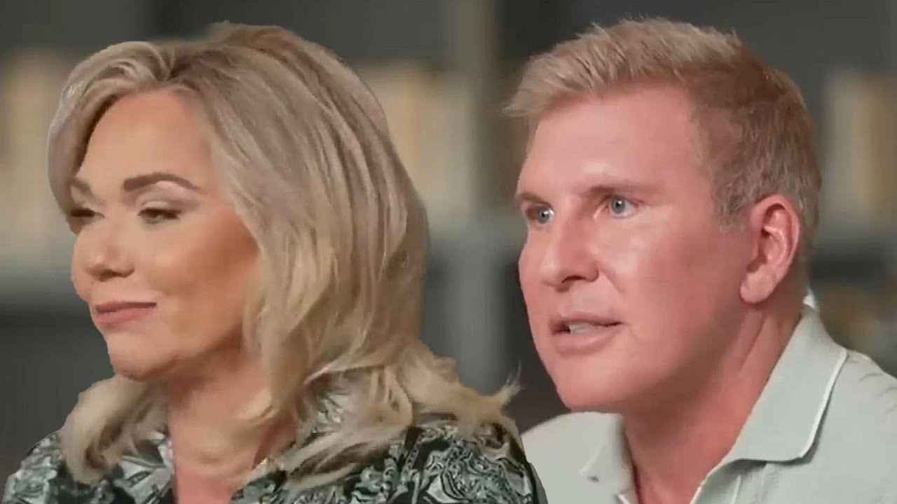 Todd and Julie Chrisley IN TEARS Over Savannah's Sacrifices During Prison Stays - YouTube