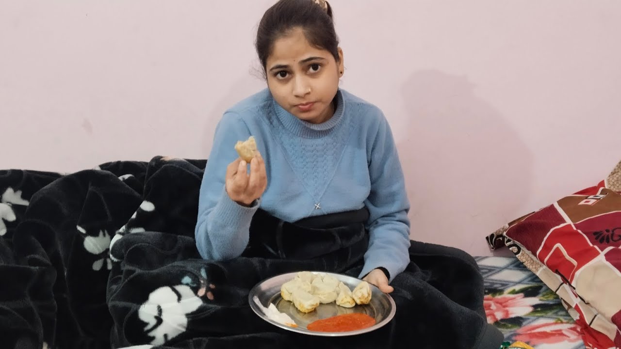 #😅फ्रेंड आप लोग हमारा यह ब्लॉग पूरा जरूर देखें हमारे हस्बैंड ने दिया मुझे मोमोस का लालच#😅