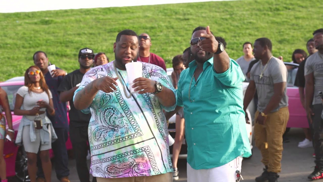 Yung Gwop feat. Dough boy - "Bounce It"