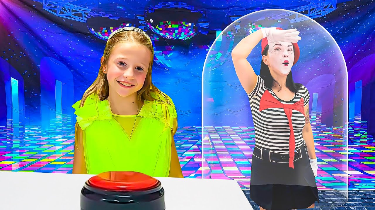 Nastya arranged a talent competition with friends - YouTube