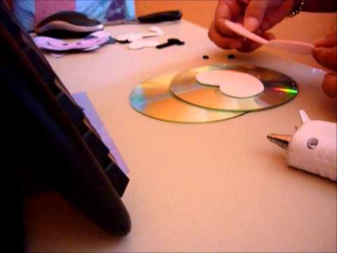 Vaquita de fomi con cds youtube Adornos para la cocina de vaca