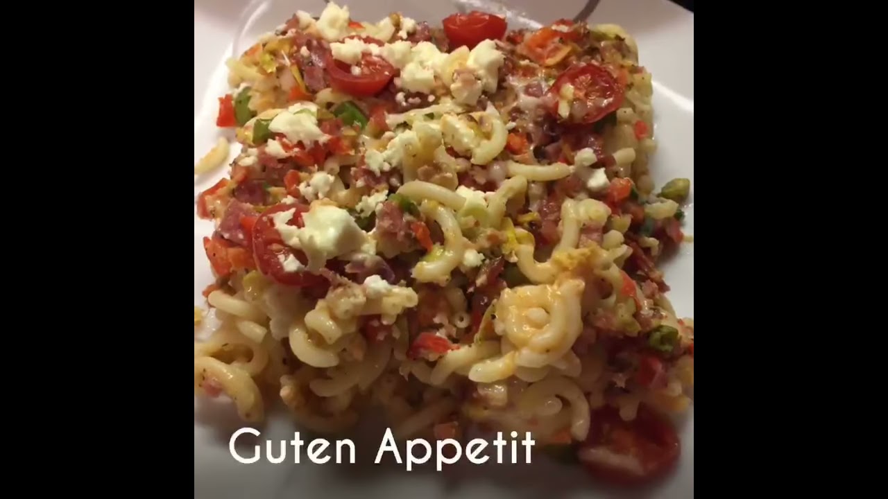 Nudelpizza vom großen Ofenzauberer - YouTube Nudelpizza vom großen Ofenzauberer - YouTube