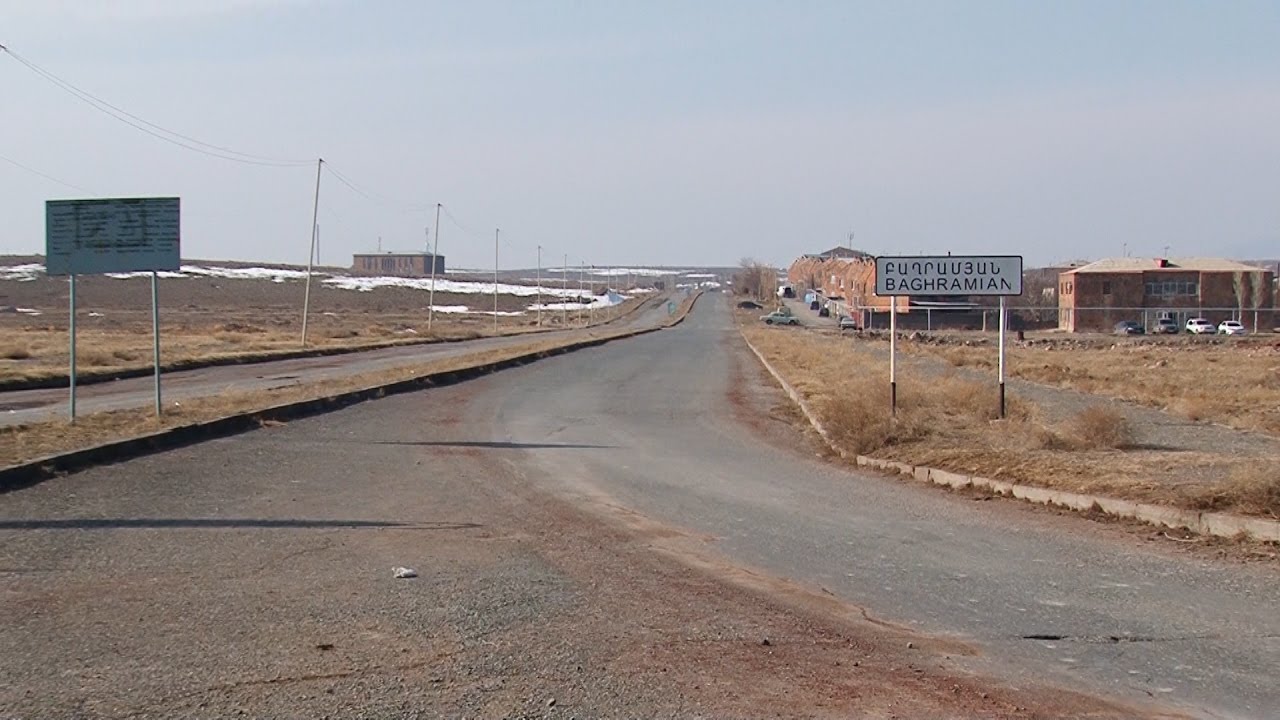 Շմայսի հայրենի գյուղում մեծահասակները ընտրակաշառքին են սպասում