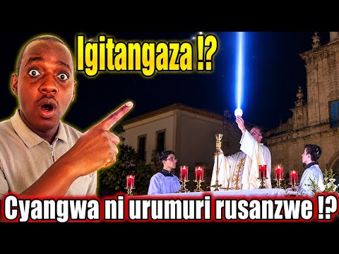Inkuru yihutirwa: Urumuri rwamanukiye kuri Ukarisitiya mu gihe cya consecration!!!.bivuze iki!?
