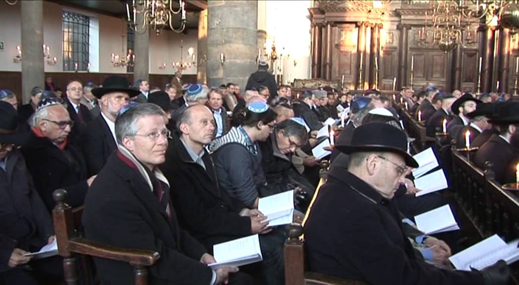 Crowning of the Dutch King Willem-Alexander :  ceremony in the synagogue in Amsterdam, 
