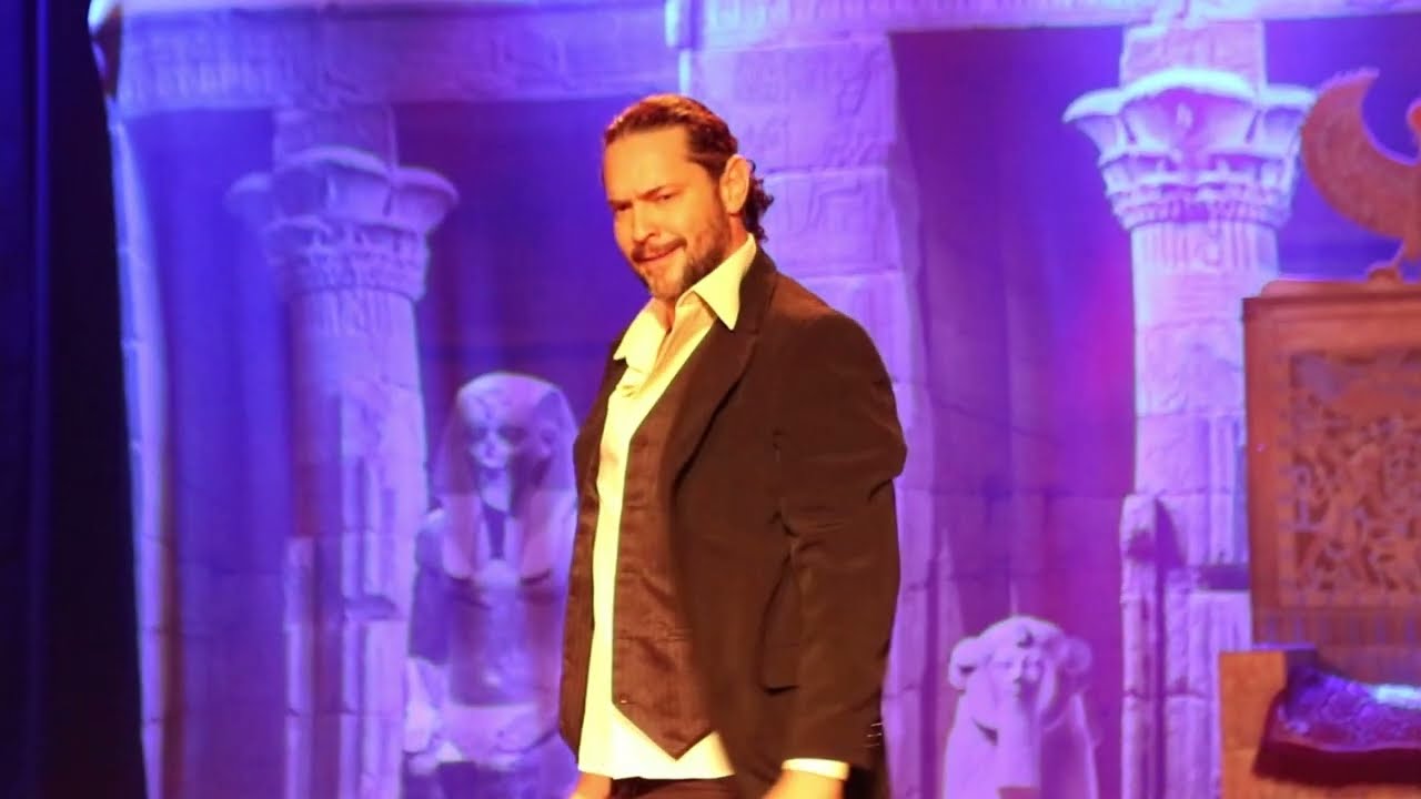 TANGOS DE LOS GITANOS - LEANDRO TAVARES