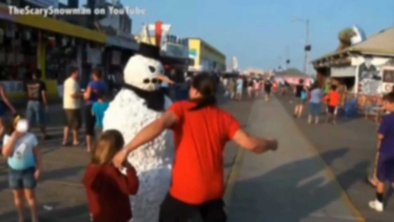 Funny Prank with 300 Sparta Mashup and Remix