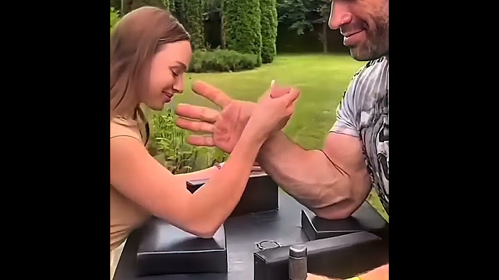 Whose hand is this?🦾 #gymlife #gym #motivation #trending #armwrestling #edit #shortsedit #shorts