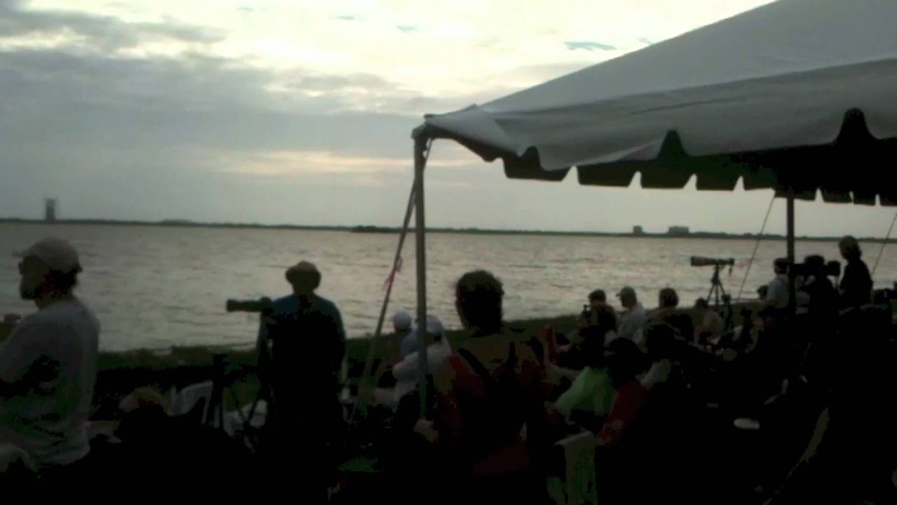 Trip to NASA KSC - Final launch of Space Shuttle Atlantis STS-135 - YouTube