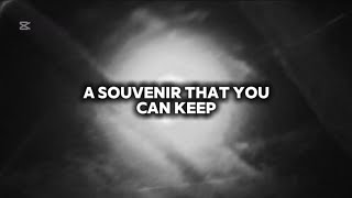 Souvenir - Selena Gomez || lyrics video