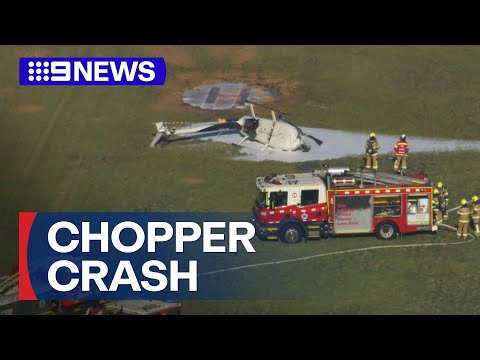 Two survive chopper crash at Moorabbin Airport | 9 News Australia