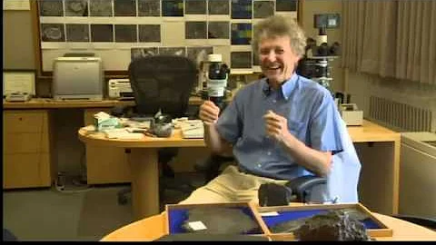 Rio Rancho teen finds 2-pound meteorite