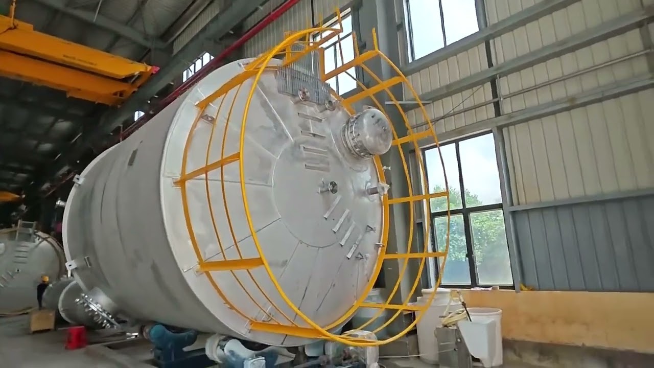 High quality tank for making emulsion or glue