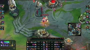 you can move the mini map around in league replays?????