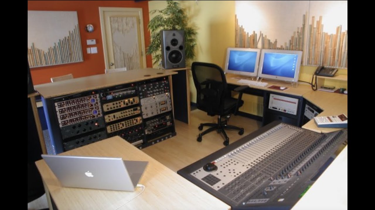 The Bamboo Room Studio. My old studio in the USA.
