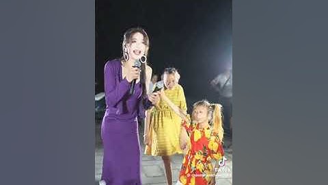 XIAO-XIAO DANCE and SING
