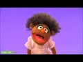 Sesame Street:Song: I Love My Hair