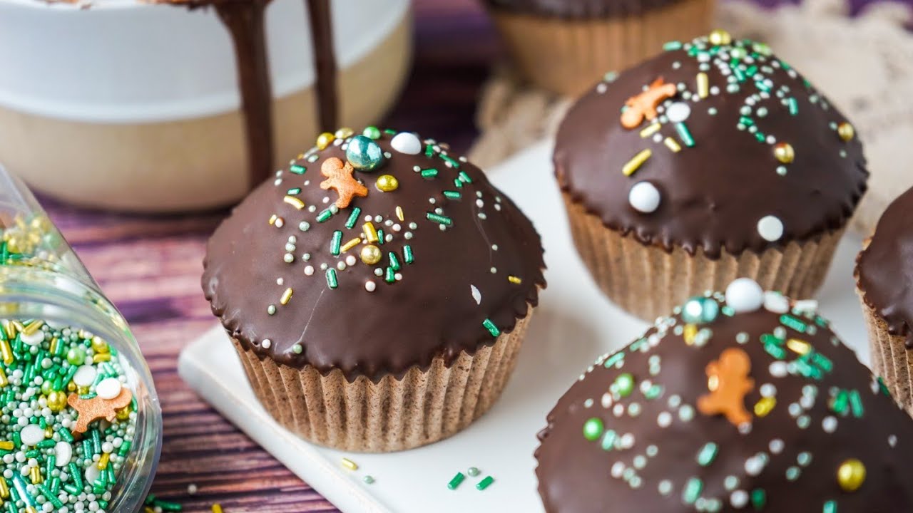 Dominostein Cupcakes - Lebkuchen Muffins mit Schokoglasur - WEIHNACHTEN ...