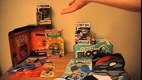 Loot Crate Vs. Nerd Block: August 2014 Edition