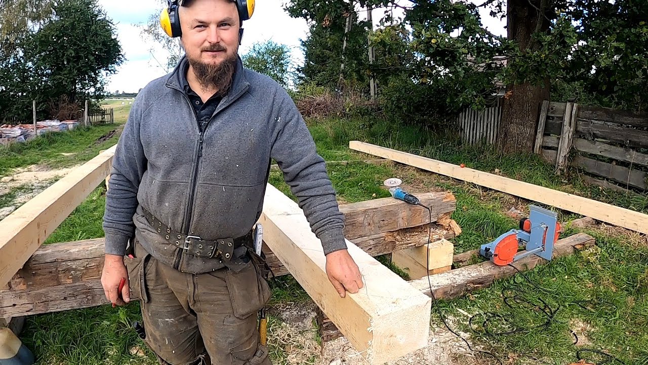 Kunszt artysty cieśli Kazimierza Remont stodoły sprzed 200 lat