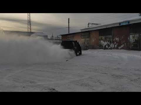 Зимний дрифт Pajero