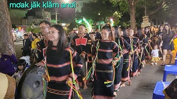 cồng chiêng jrai thị xã Ayun pa. Nghe rất tuyệt vời