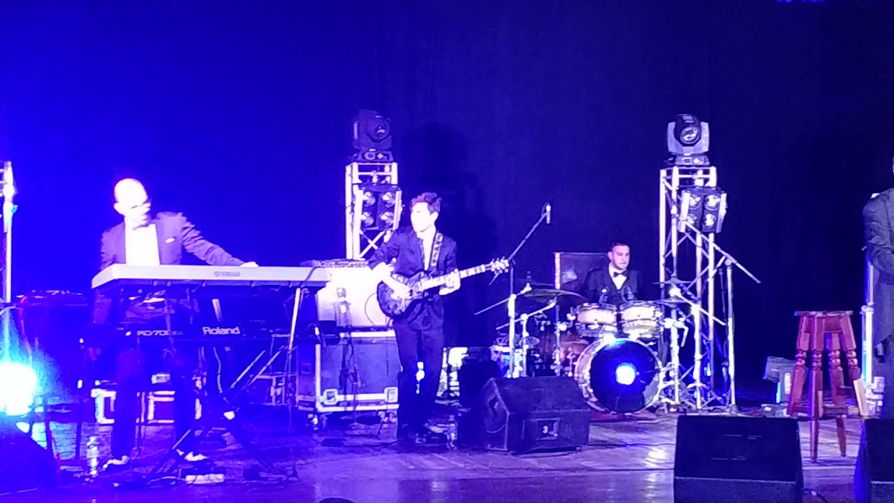 Описание в отпуске. Вернется через неделю.