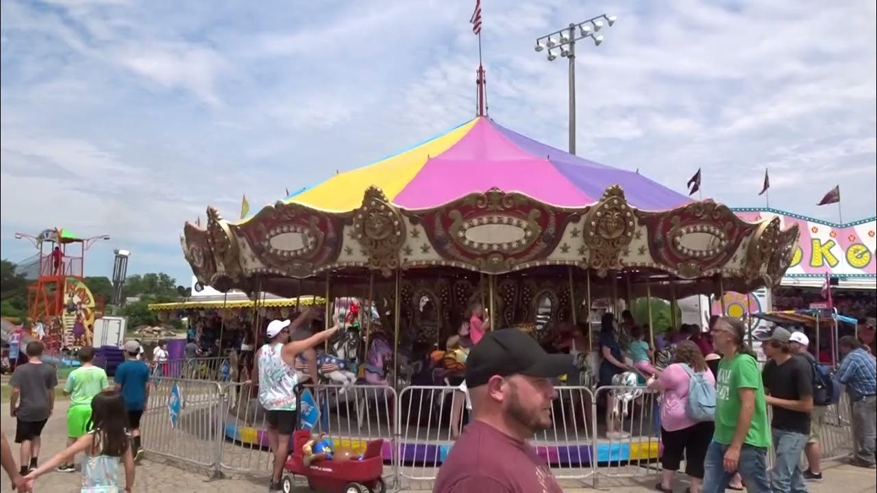 🎠🎈😃Carousel at 2022 Stoughton Fair YouTube