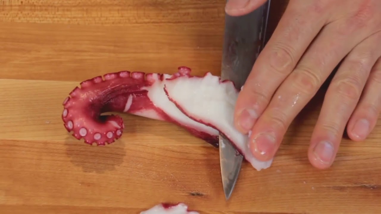 How to Cut Octopus Tako Sashimi - YouTube