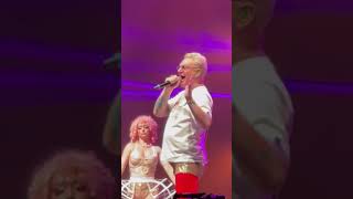 Andy Bell of Erasure drops Mic off the stage during - Stop at Rewind 2023 #80smusic #music