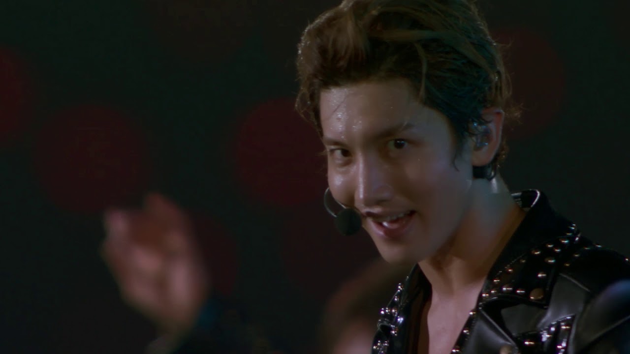 東方神起 / LIVE TOUR 2018 ～TOMORROW～ WEB SPOT (15sec) - YouTube