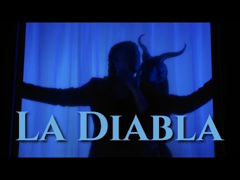 Esme - La Diabla Ft Juliebeth (Official Music Video)  Bachata 2022
