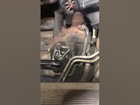 How to Adjust & Tighten The Steering Gear Box On A Ford F150 - Improve