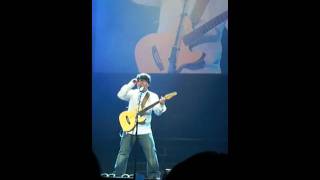 陈奂仁-没出息 (live @ sammi cheng, Love MI, sydney 2010)