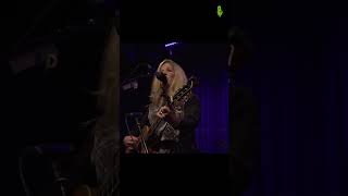 Dar Williams - I Am The One Who Will Remember Everything (live on eTown)