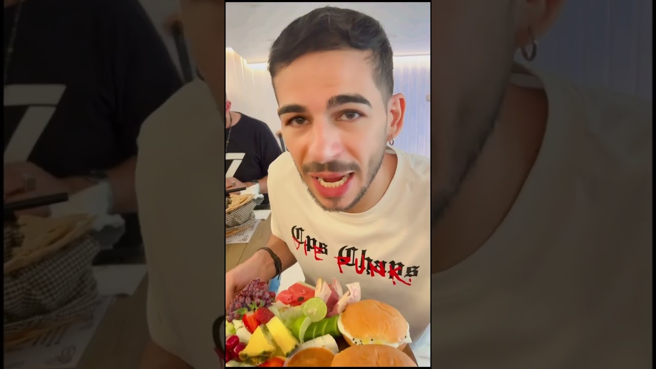 ไปดูกันซิคนอิหร่านกินอาหารเช้ายังไงจ๊ะ 🤗😘 #เที่ยวอิหร่าน #fypシ゚viral #คู่รักสายฮา #ตลก #fyp #น่ารัก