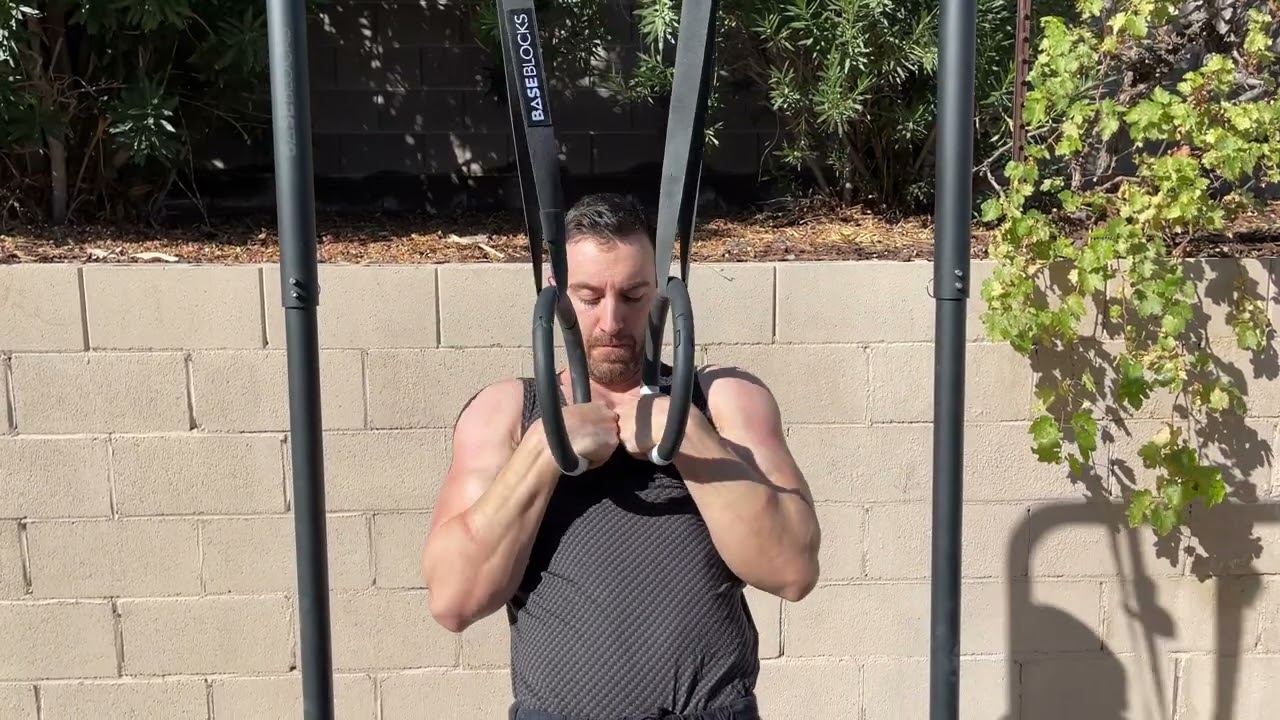 Урок по выходу силой на кольцах